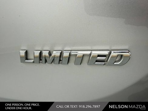 Used 2014 Toyota RAV4 Limited w/ Technology Package FWD image 16