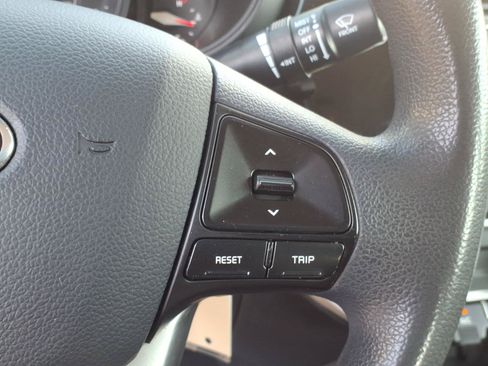 Used 2016 Kia Rio LX FWD image 11