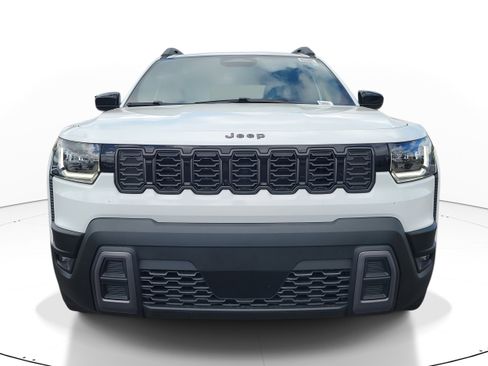 New 2026 Jeep Cherokee Laredo image 3