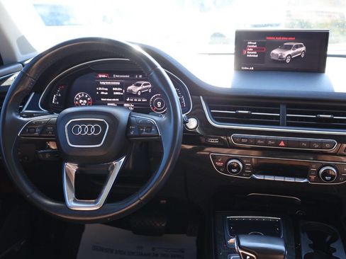 Used 2018 Audi Q7 3.0T Premium Plus w/ Premium Plus Package image 24