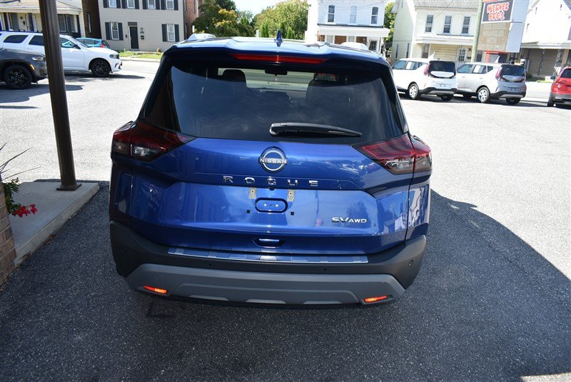 Used 2023 Nissan Rogue SV w/ SV Premium B Package AWD/4WD image 5