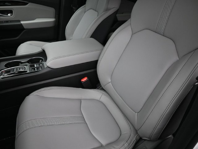 Used 2025 Honda Pilot EX-L image 17