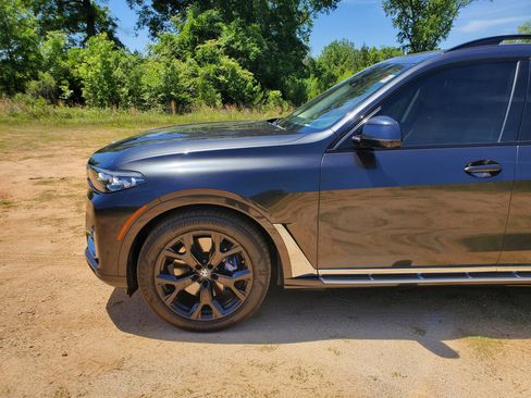 Used 2021 BMW X7 xDrive40i w/ Premium Package AWD/4WD image 4