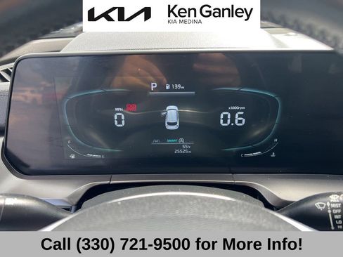 Certified 2024 Kia Telluride S w/ S Sunroof Package AWD/4WD image 33