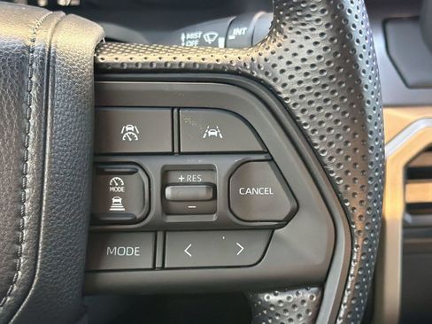 Used 2026 Toyota Tacoma SR5 AWD/4WD image 18