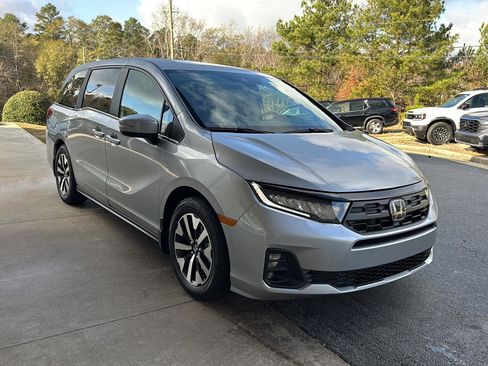 New 2026 Honda Odyssey EX-L image 6