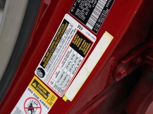 Used 2010 Toyota Camry image 24