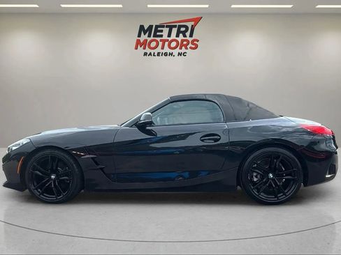 Used 2022 BMW Z4 sDrive30i w/ M Sport Package image 7