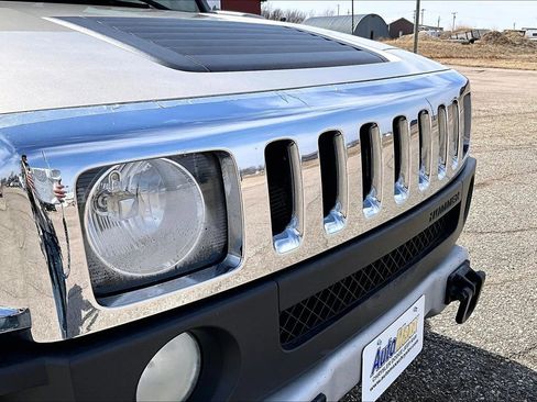 Used 2008 HUMMER H3 Luxury AWD/4WD image 27