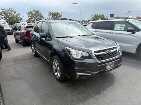 Used 2018 Subaru Forester 2.5i Touring w/ Popular Package #2 AWD/4WD image 2