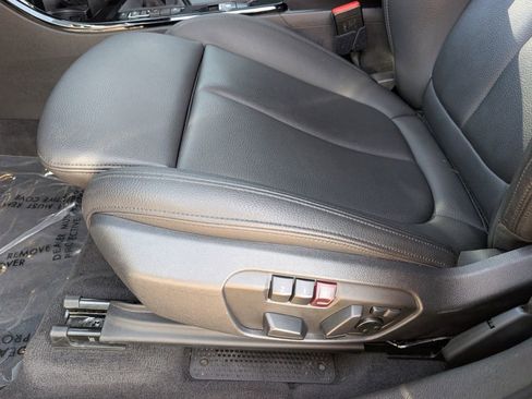 Used 2021 BMW X1 xDrive28i w/ M Sport Package image 21