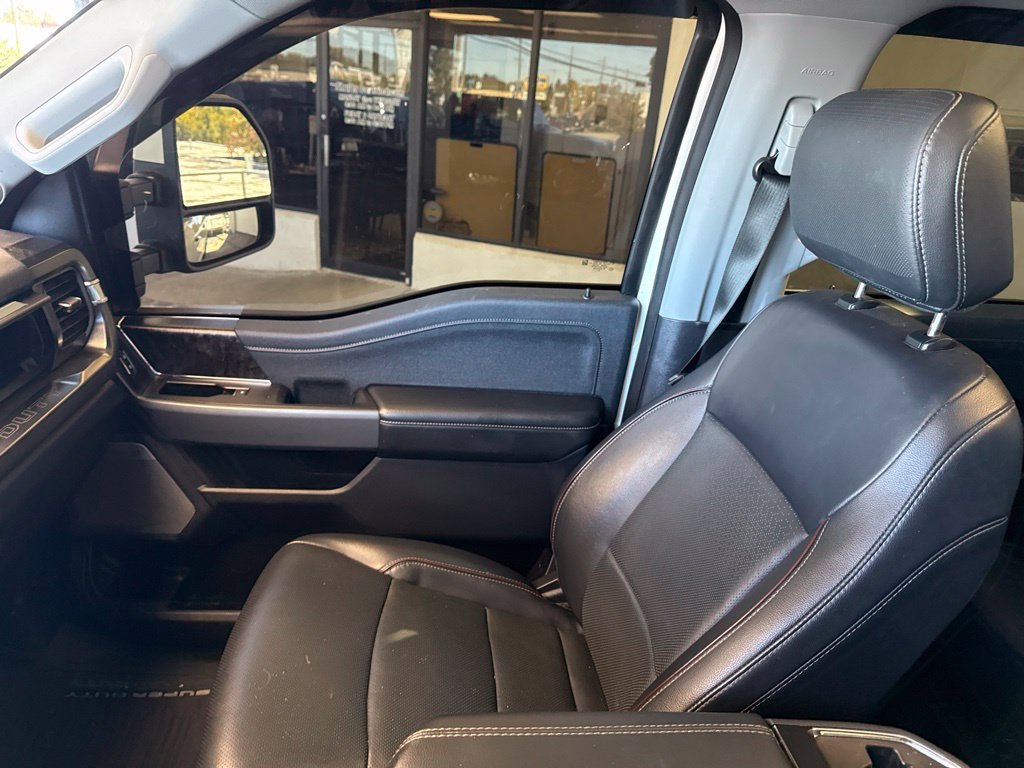 Used 2023 Ford F350 Lariat w/ Lariat Ultimate Package AWD/4WD image 24