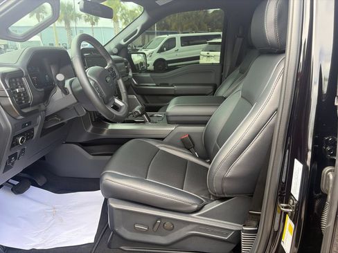 Used 2025 Ford F150 Lariat w/ Equipment Group 501A Mid AWD/4WD image 9