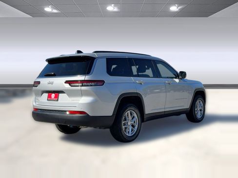 New 2025 Jeep Grand Cherokee L Laredo w/ Luxury Tech Group I image 8