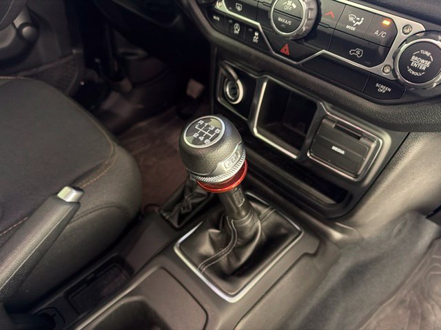 Used 2024 Jeep Gladiator Sport AWD/4WD image 33