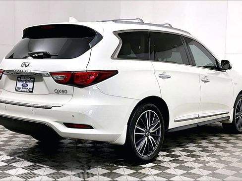 Used 2017 INFINITI QX60 FWD w/ Deluxe Technology Package image 12