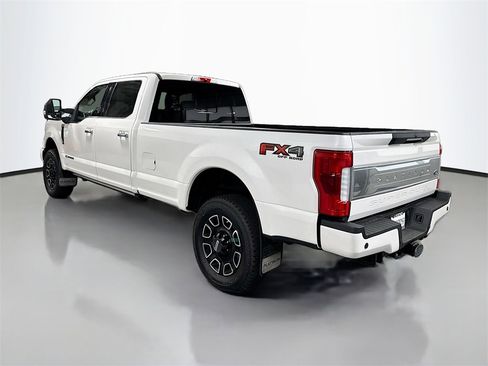 Used 2019 Ford F350 Platinum w/ Platinum Ultimate Package image 9
