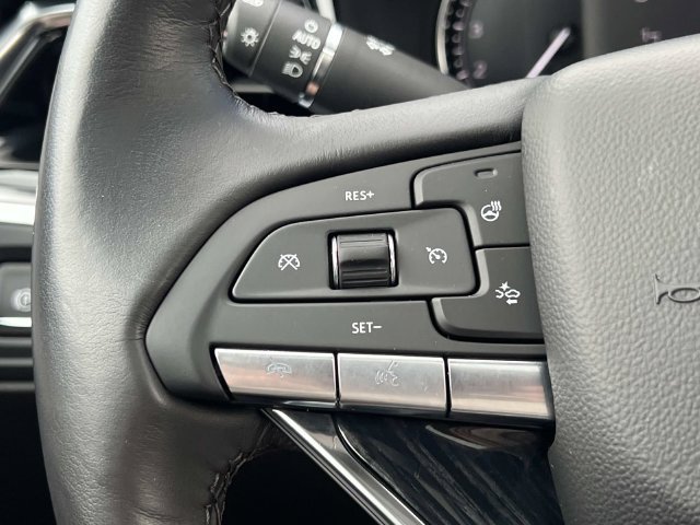 Certified 2024 Cadillac XT6 Premium Luxury AWD/4WD image 31