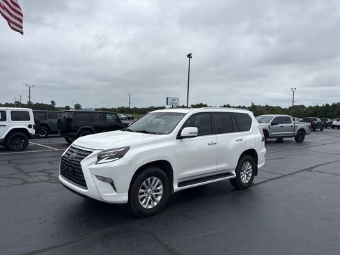 Used 2021 Lexus GX 460 Premium w/ Premium Package AWD/4WD image 3