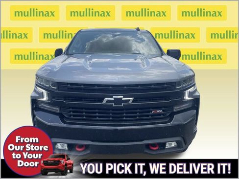 Used 2022 Chevrolet Silverado 1500 LT Trail Boss AWD/4WD image 2