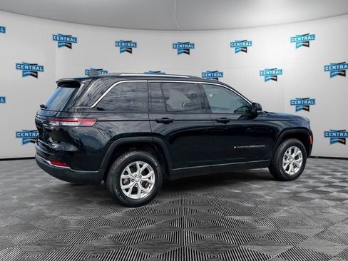 Certified 2023 Jeep Grand Cherokee Limited AWD/4WD image 6