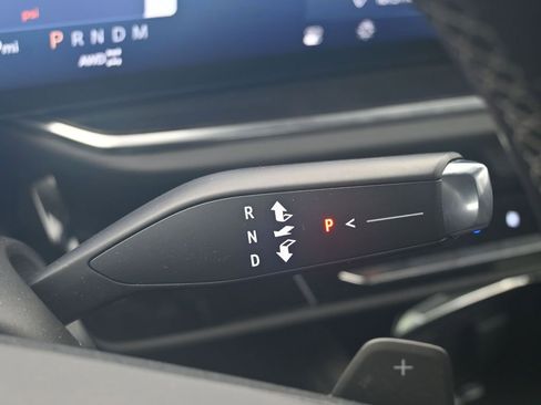 Used 2024 Buick Envision Preferred image 25