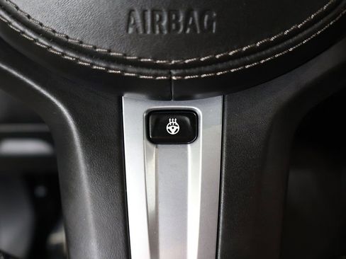 Used 2021 BMW X6 xDrive40i w/ Premium Essential Package image 49