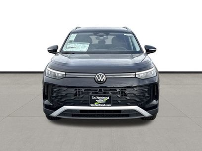 New 2026 Volkswagen Tiguan SE