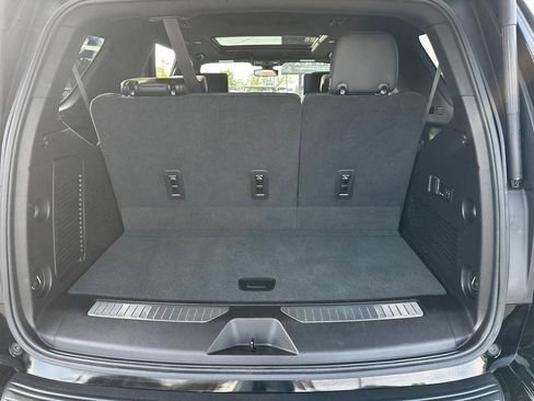 Used 2021 Chevrolet Tahoe RST w/ Luxury Package AWD/4WD image 29