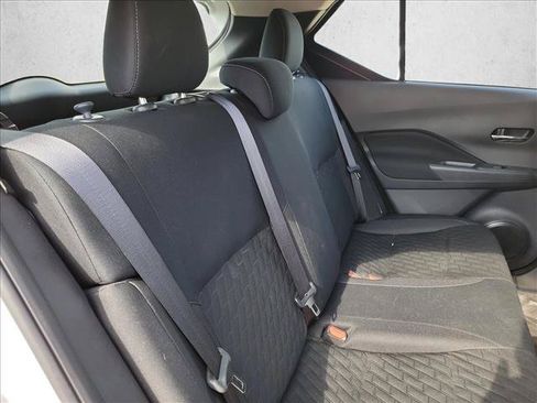 Used 2024 Nissan Kicks SV w/ Interior Electronics Package FWD image 16