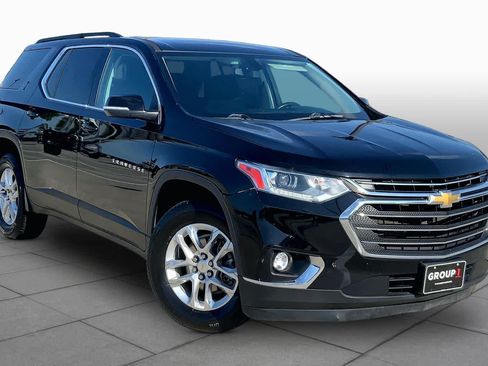 Used 2021 Chevrolet Traverse LT FWD image 3