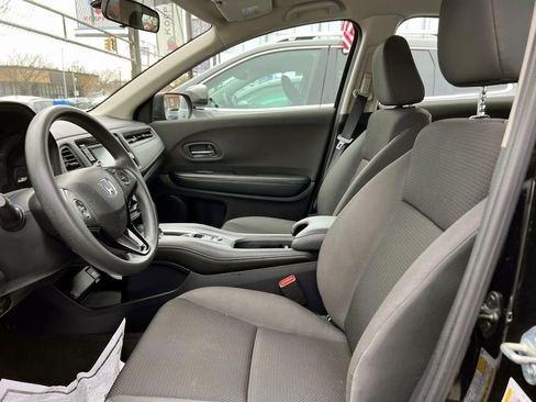 Used 2020 Honda HR-V LX image 17