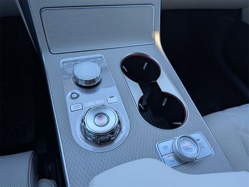 New 2026 Genesis GV80 3.5T Prestige image 22