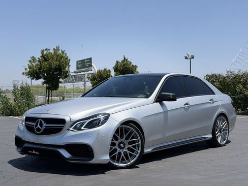 Used 2014 Mercedes-Benz E 350 Sedan image 7