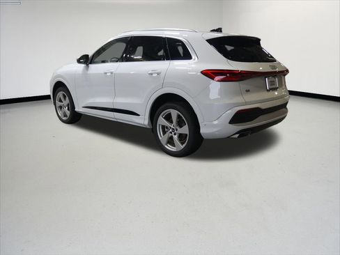 New 2025 Audi Q5 Premium Plus image 3