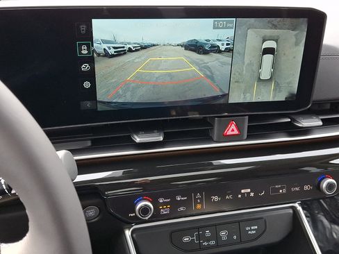 New 2026 Kia Carnival SX image 14