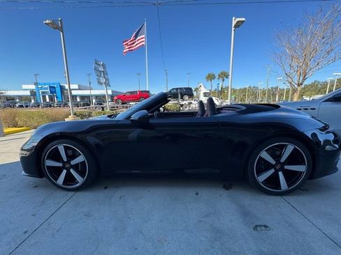 Used 2025 Porsche 911 Carrera image 16