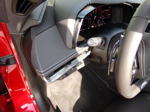 Used 2025 Chevrolet Corvette Z06 RWD image 15