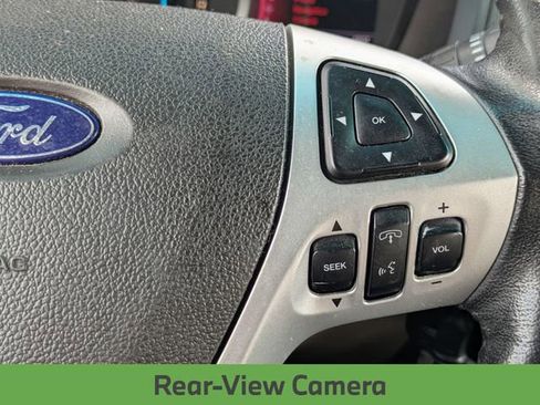 Used 2013 Ford Explorer XLT image 19