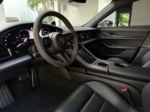Used 2024 Porsche Taycan GTS AWD/4WD image 23