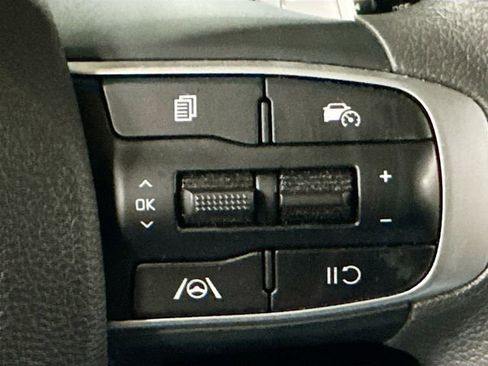 Used 2023 Kia Sportage LX AWD/4WD image 10