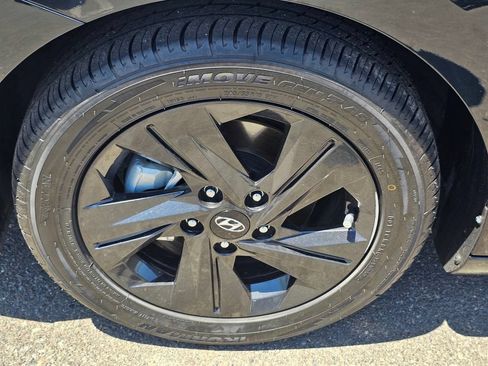 Certified 2023 Hyundai Elantra Blue w/ Cargo Package FWD image 9