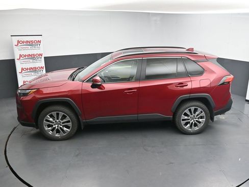 Used 2023 Toyota RAV4 XLE Premium AWD/4WD image 24
