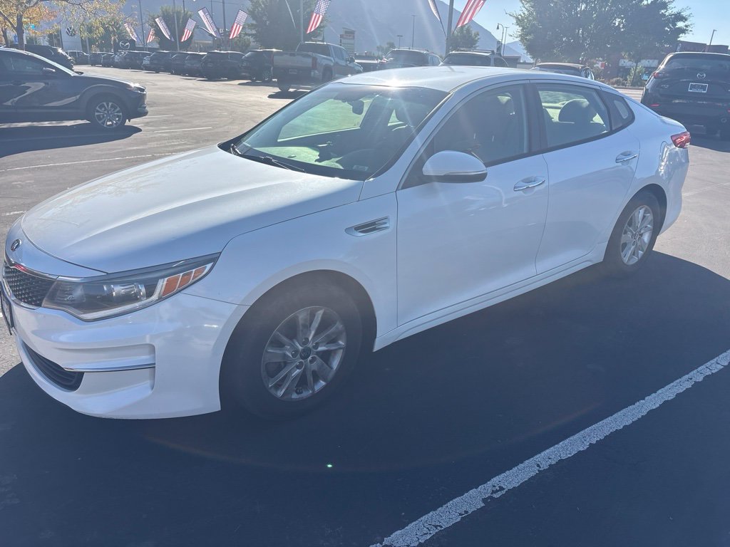Used 2016 Kia Optima LX FWD image 3