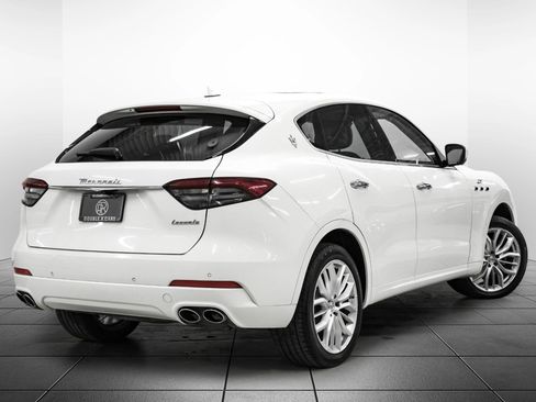 Used 2022 Maserati Levante GT image 9