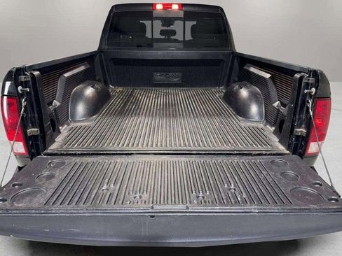 Used 2017 RAM 1500 Classic SLT image 25