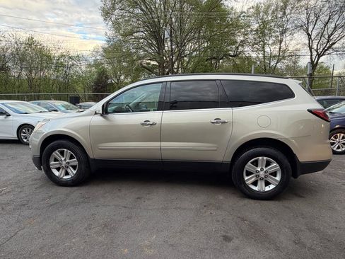 Used 2014 Chevrolet Traverse LT FWD image 5