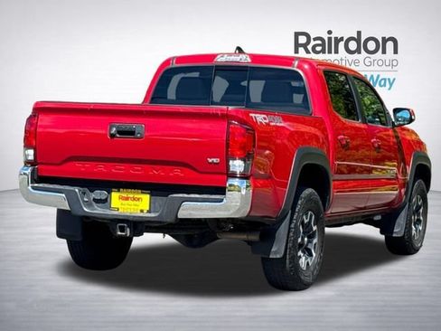 Used 2019 Toyota Tacoma TRD Off-Road AWD/4WD image 6