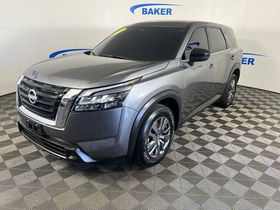 Used 2025 Nissan Pathfinder S