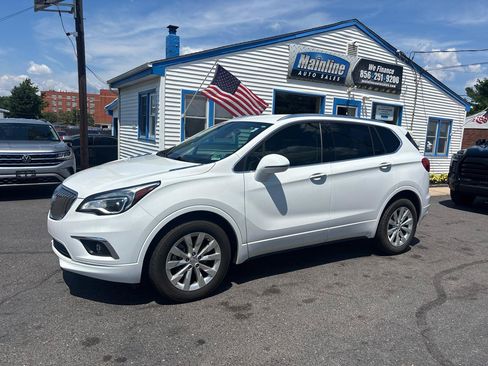 Used 2018 Buick Envision Essence FWD image 3